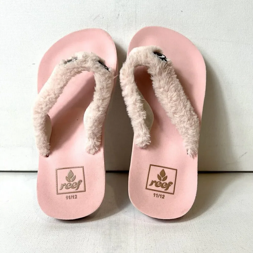 Reef Kids Flat Rubber Thong Pink Sandals Little Girls 11/12 Pink Faux Fur Straps